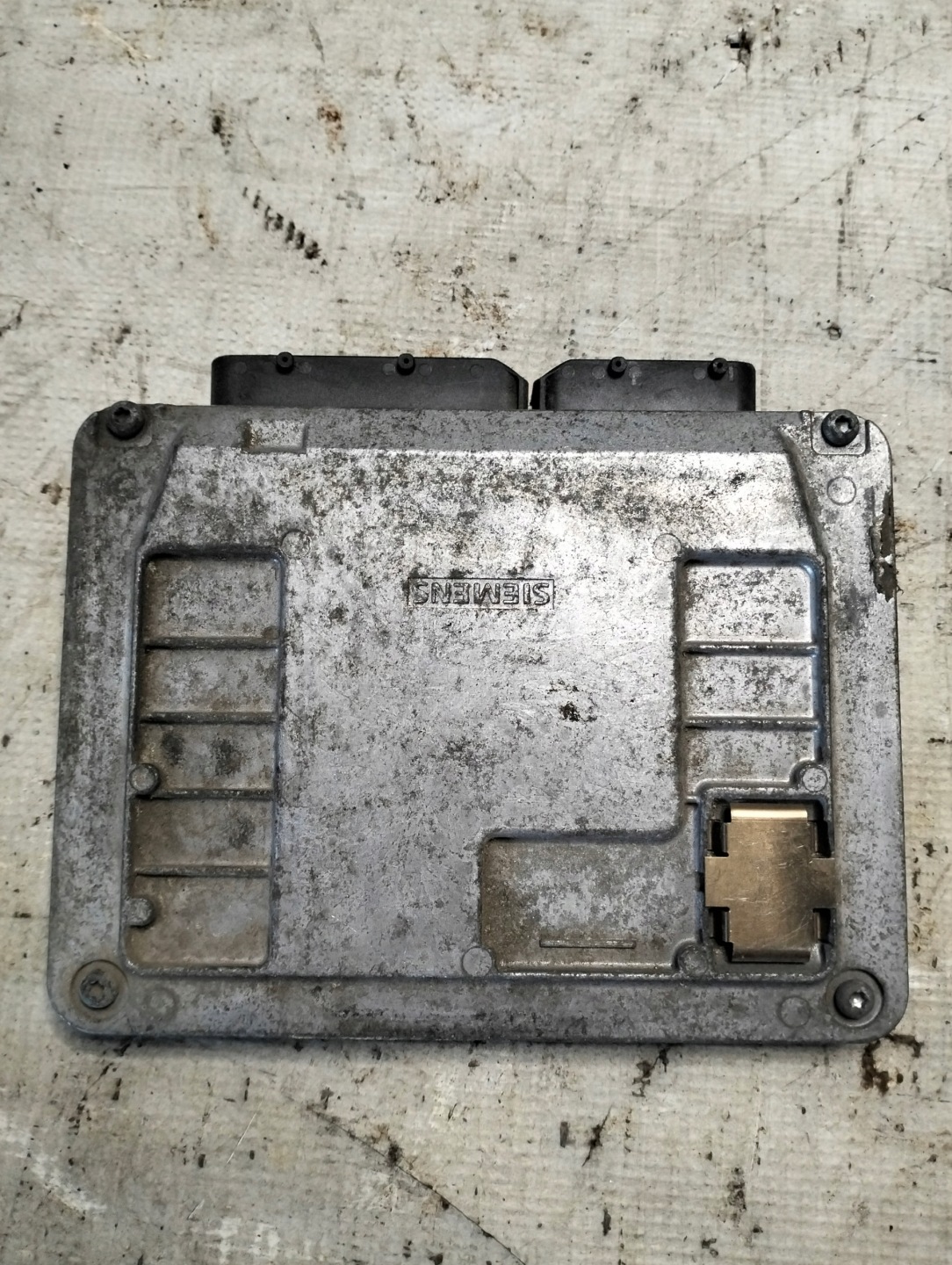 computer control unit of the engine SEAT IBIZA III 1.2B 03E906033P 5WP4430408