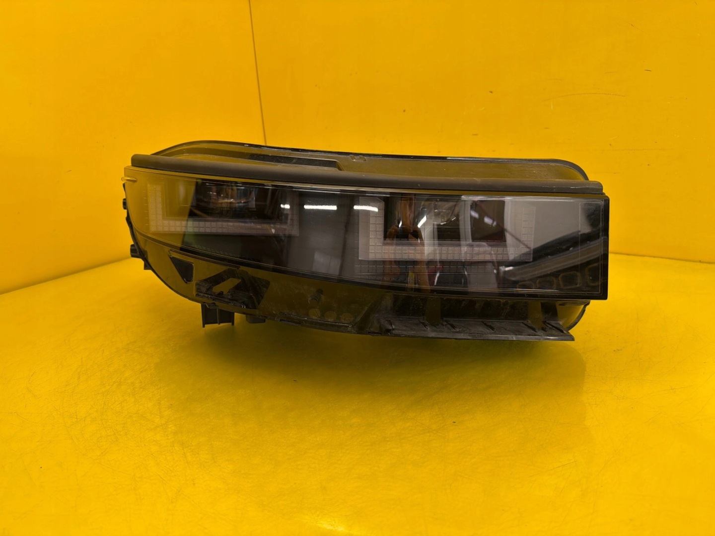 light right front Hyundai Ioniq 5 V Full Led