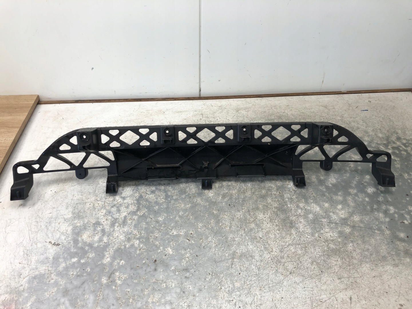 bumper bracket rear part AUDI Q7 4L0807329