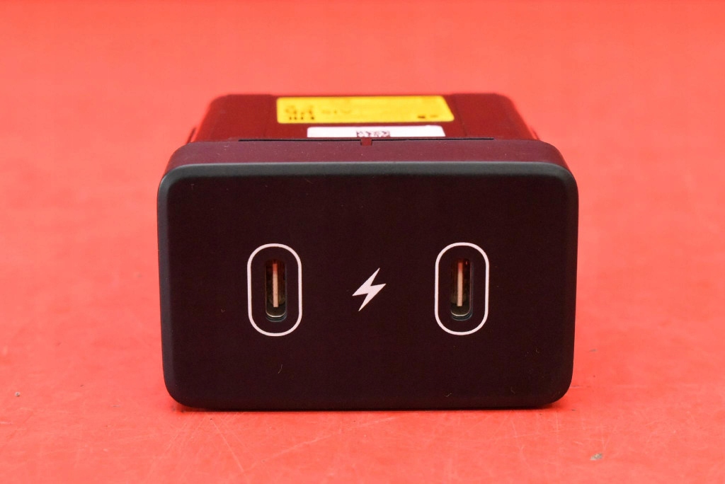 LADOWARKA USB-C 96125K3100 HYUNDAI KONA 2 II 23-25