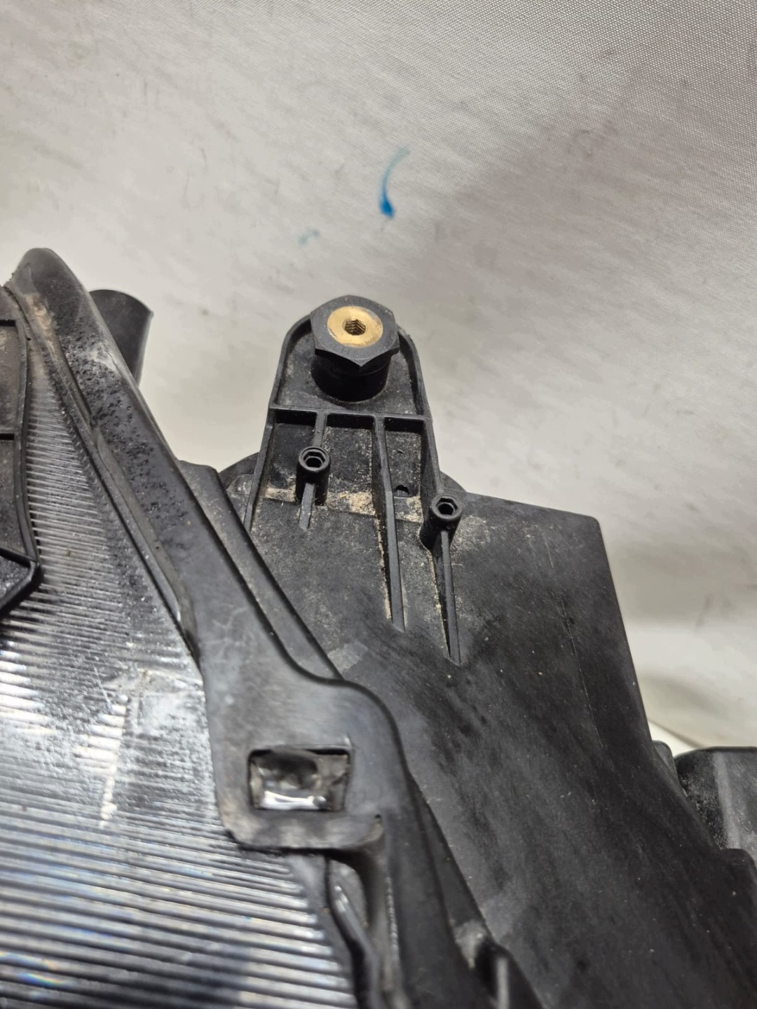 VW CADDY IV 2K7 20- light right front front 2K8941006D