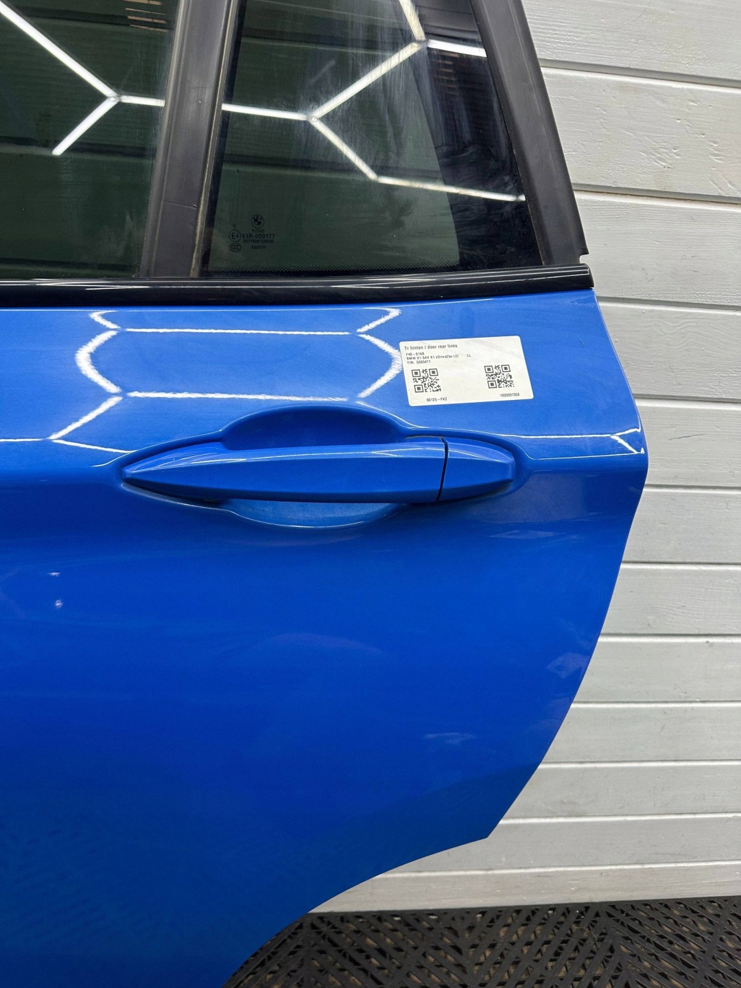 door rear. rear part side left BMW X1 F48 complete colour C1D