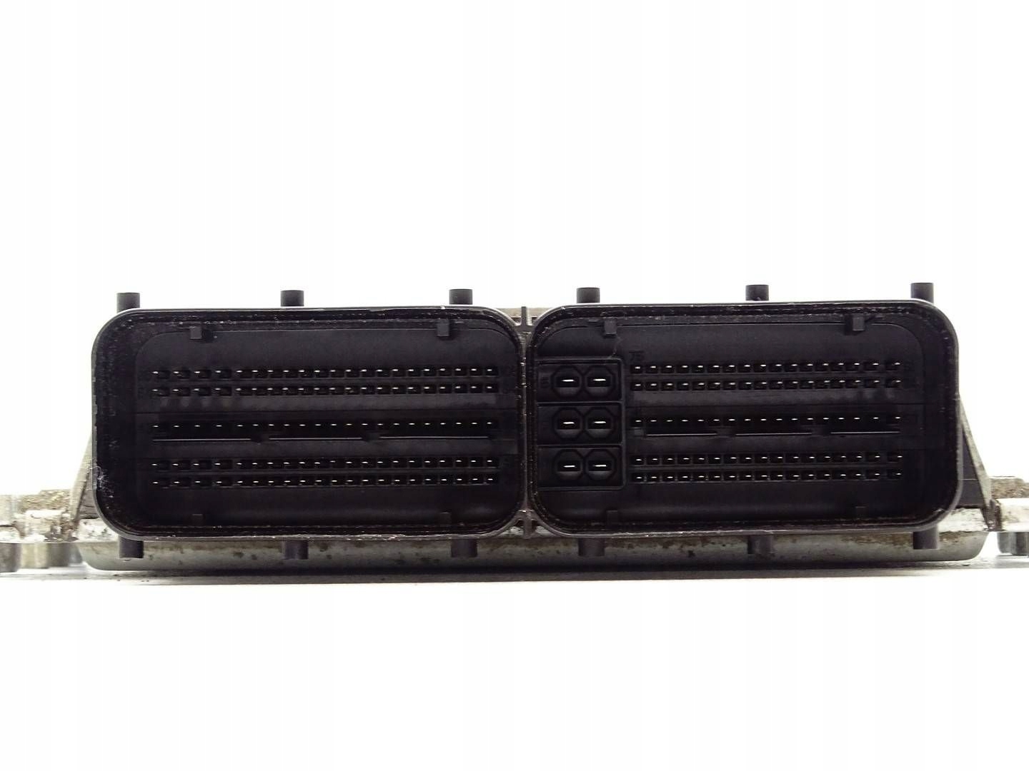 computer control unit of the engine ECU KIA CEED III 1.6 CRDI 39100-2U205