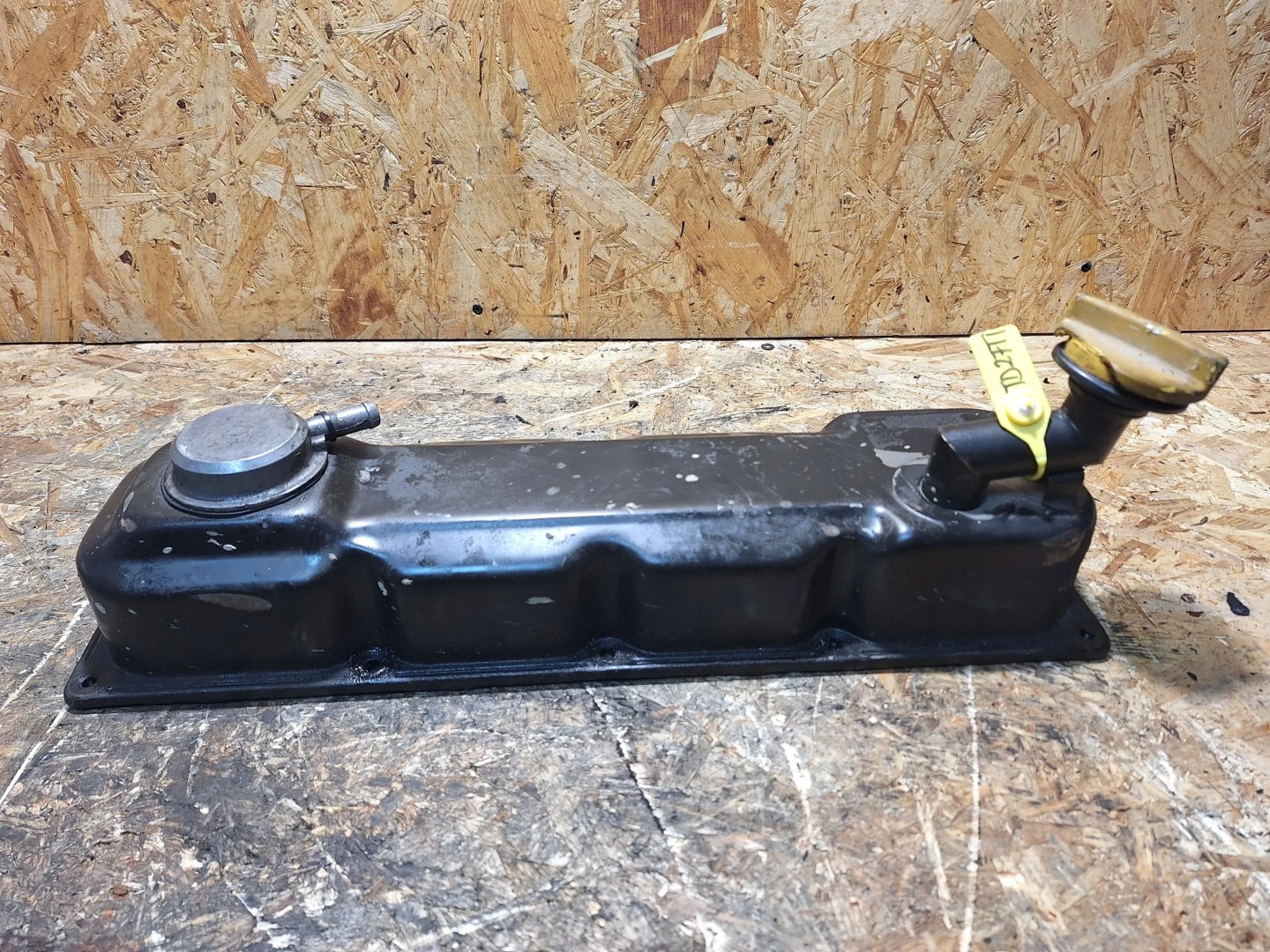 Abdeckung der Ventile NISSAN TERRANO II 93-99 2.7 TD