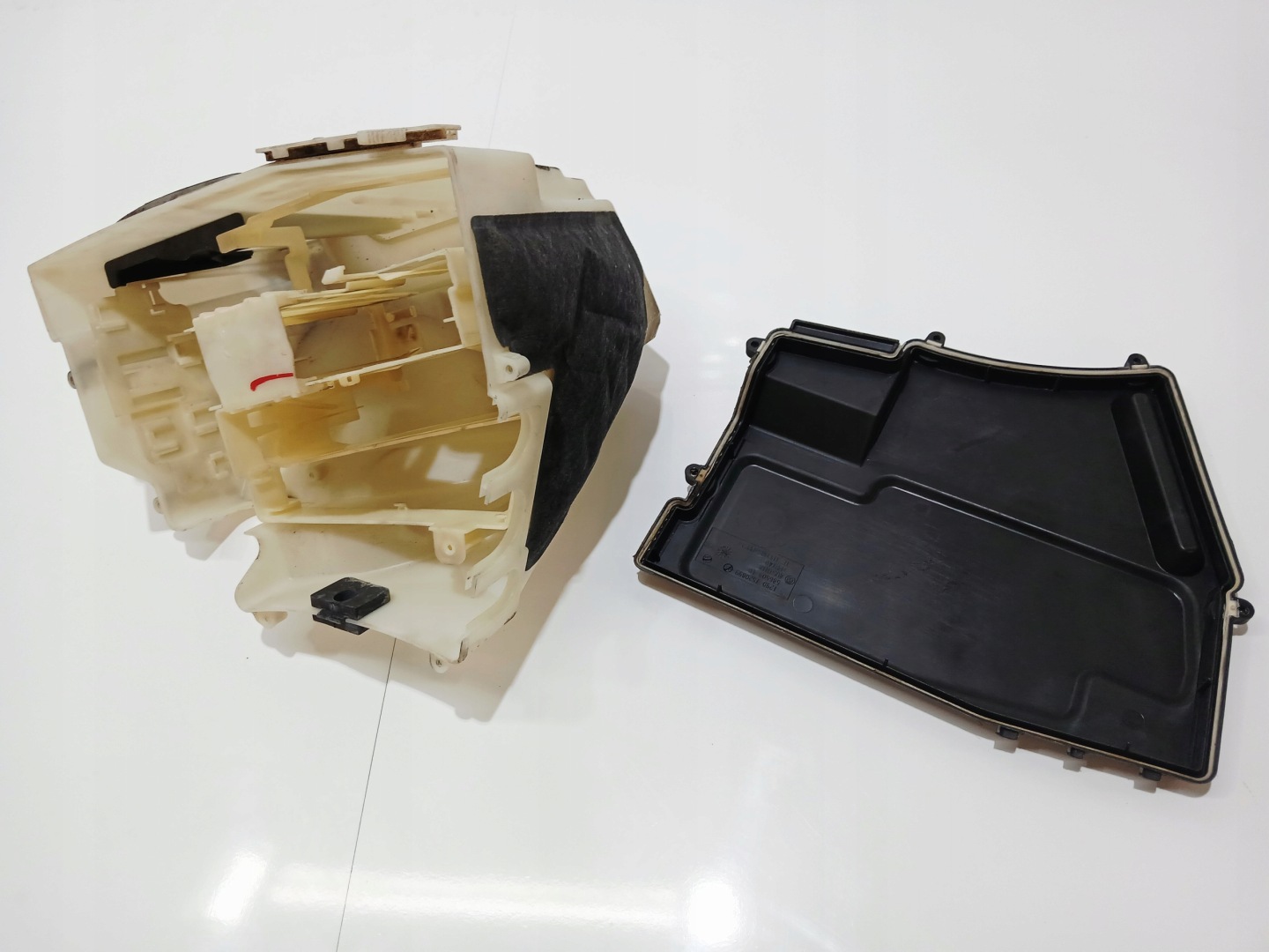 Boîte Module fusibles BMW E60 E61 OE 7520899 (4824973)