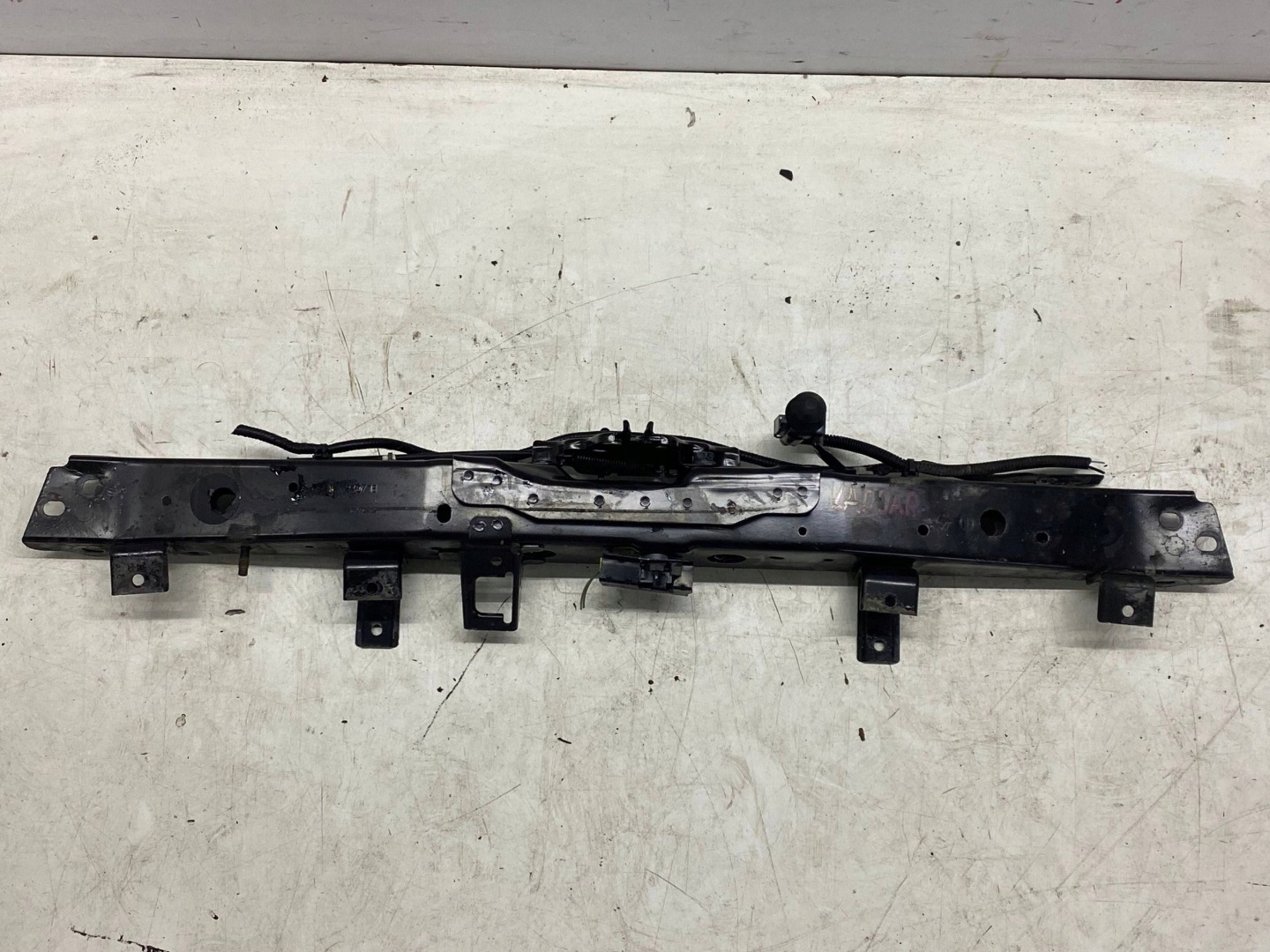 support panel for radiators upper sider of a lock RENAULT KADJAR 1.3 TCE 625164EA0A