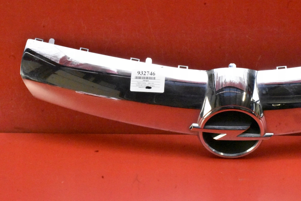 GRILLE CHROM 13223226 OPEL CORSA D 5D 06-11