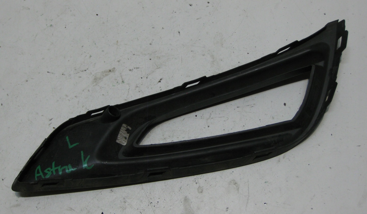 OPEL ASTRA K V KOMBI grid frame fog lights left 13481939
