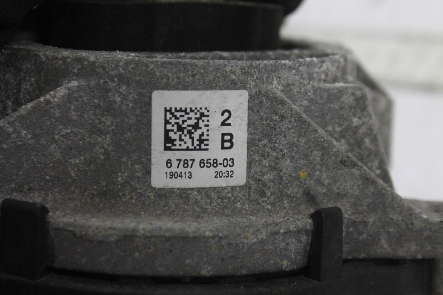 holder engine mount 6787658 BMW 1 F20 2.0D 11-15