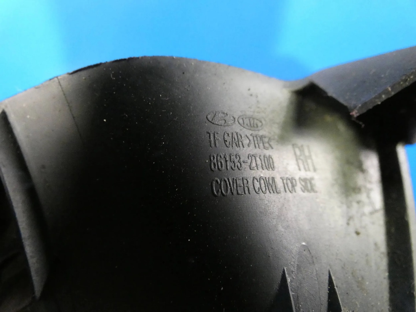 KIA OPTIMA III 3D ZAKONCZENIE corner under the window right front cover