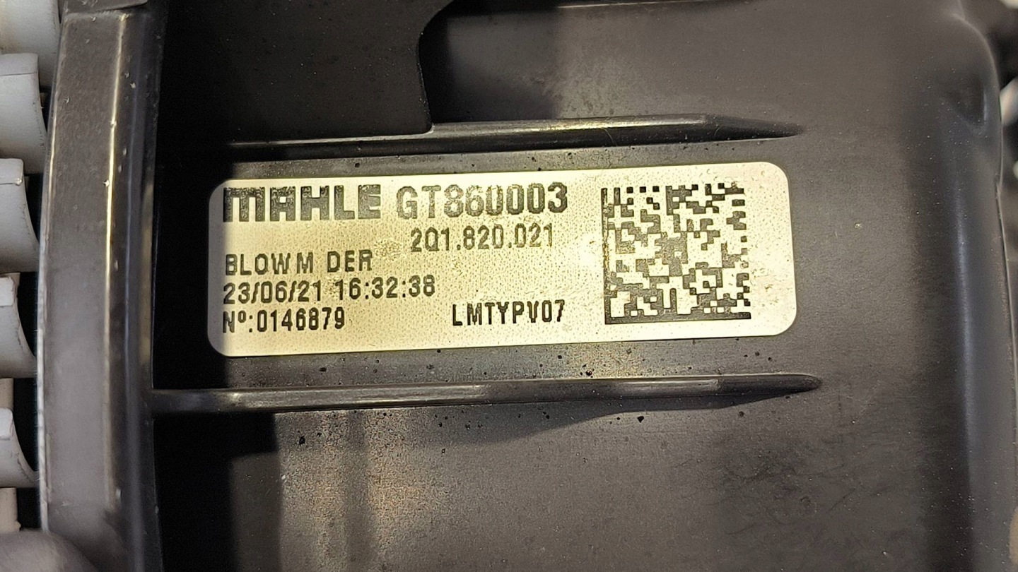 fan cab 2Q1820021 SEAT ARONA 6F9