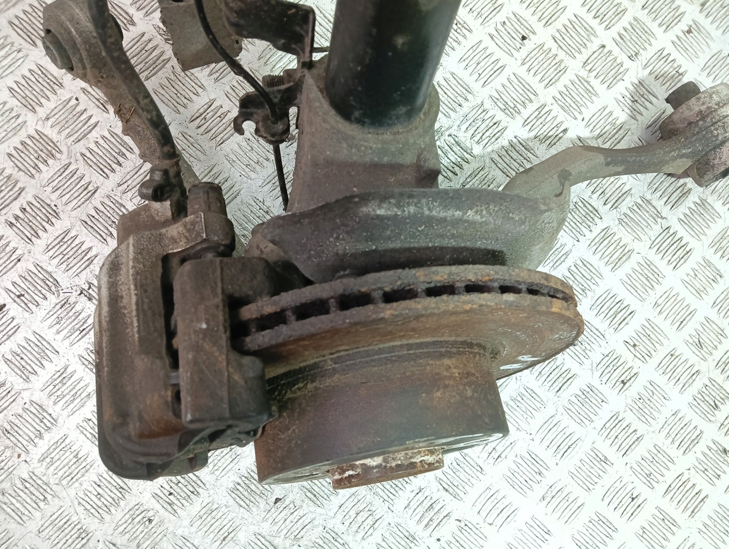swing shock absorber right front BMW F20 F21 6791575