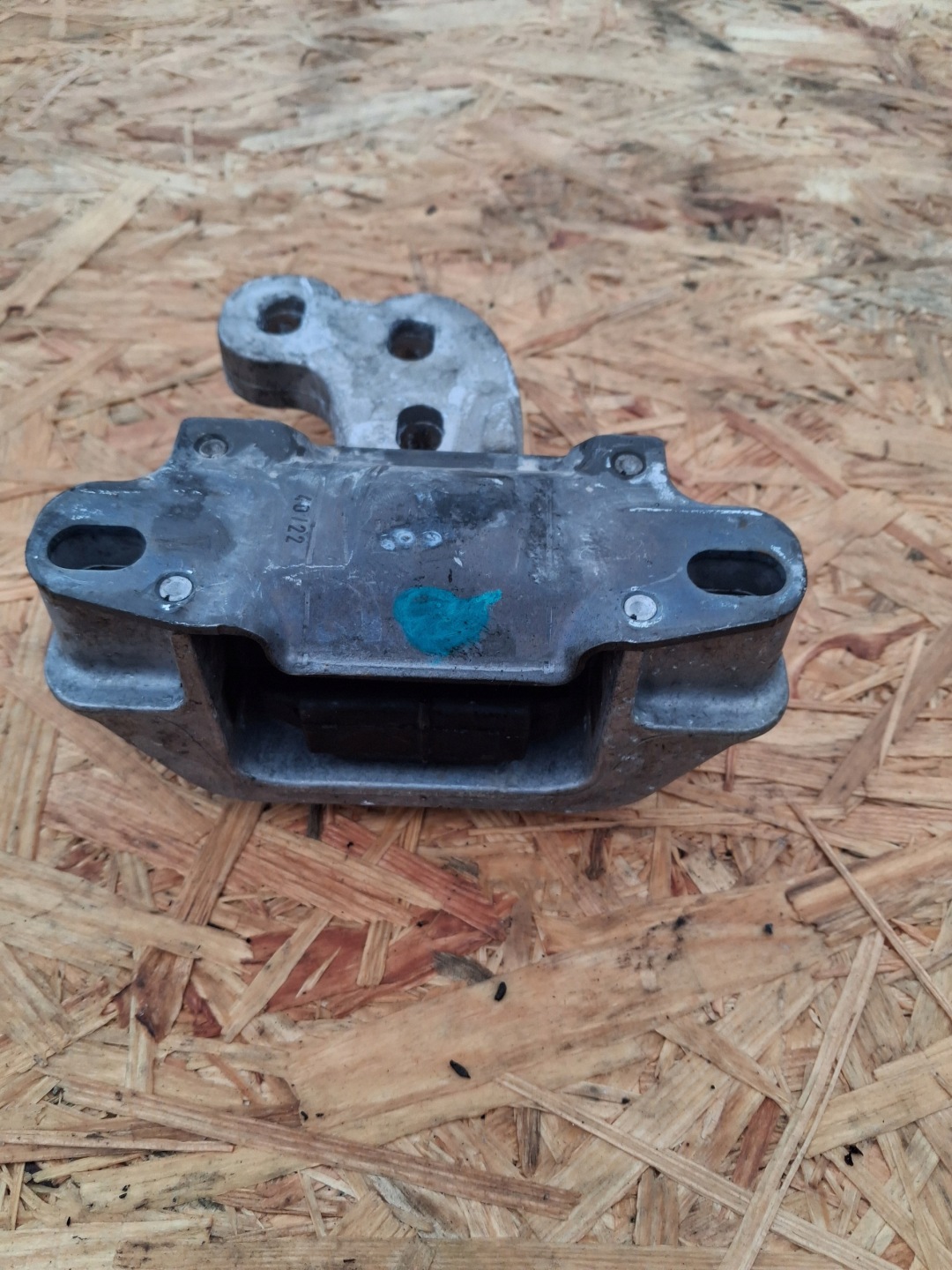 holder engine mount FORD TRANSIT COURIER 1.5 TDCI JT767M121AB