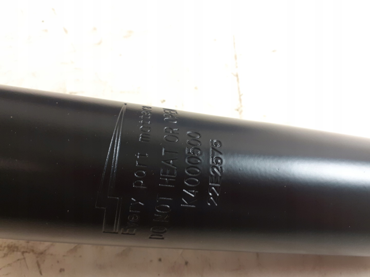 shock absorber front VW PASSAT B6 2.0TDI
