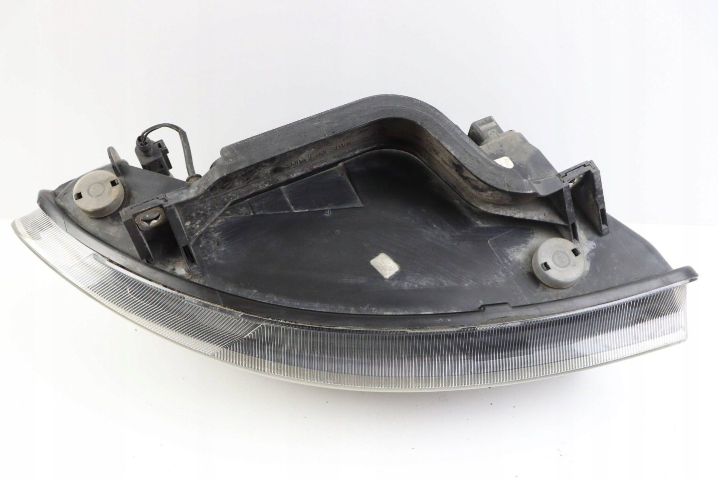 SEAT LEON and light front left front 1M1941001D EUROPA