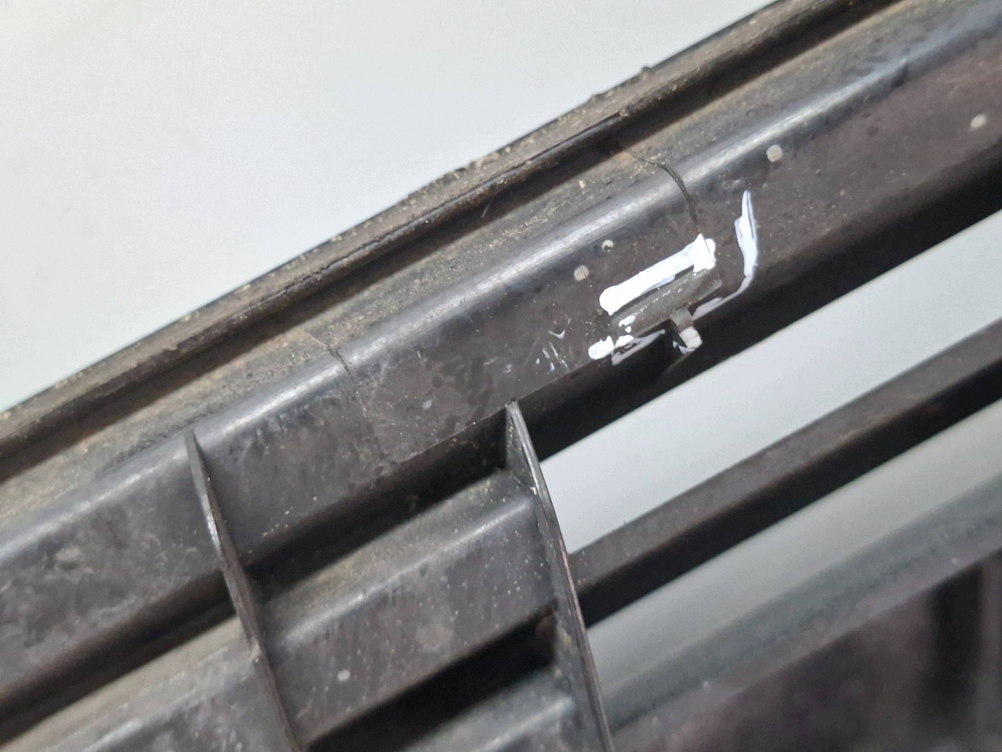 Grill Grill 13117843 OPEL MERIVA A 2003