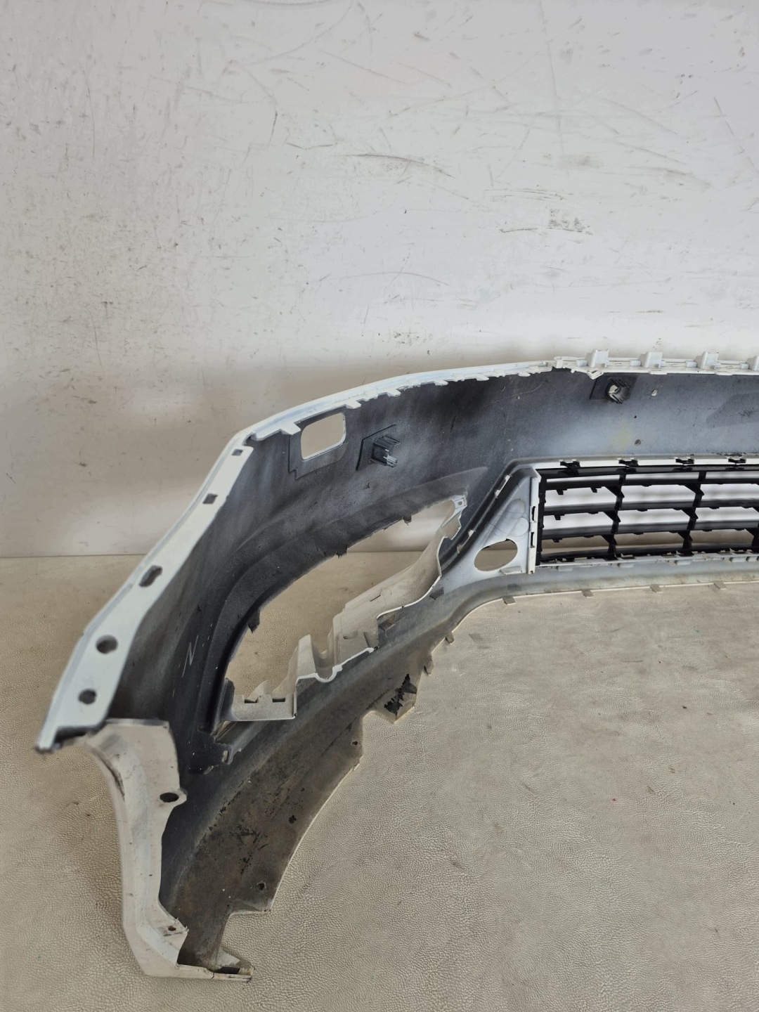 VW PASSAT B7 3AA R-LINE 10-14 bumper front front grid SPR PDC