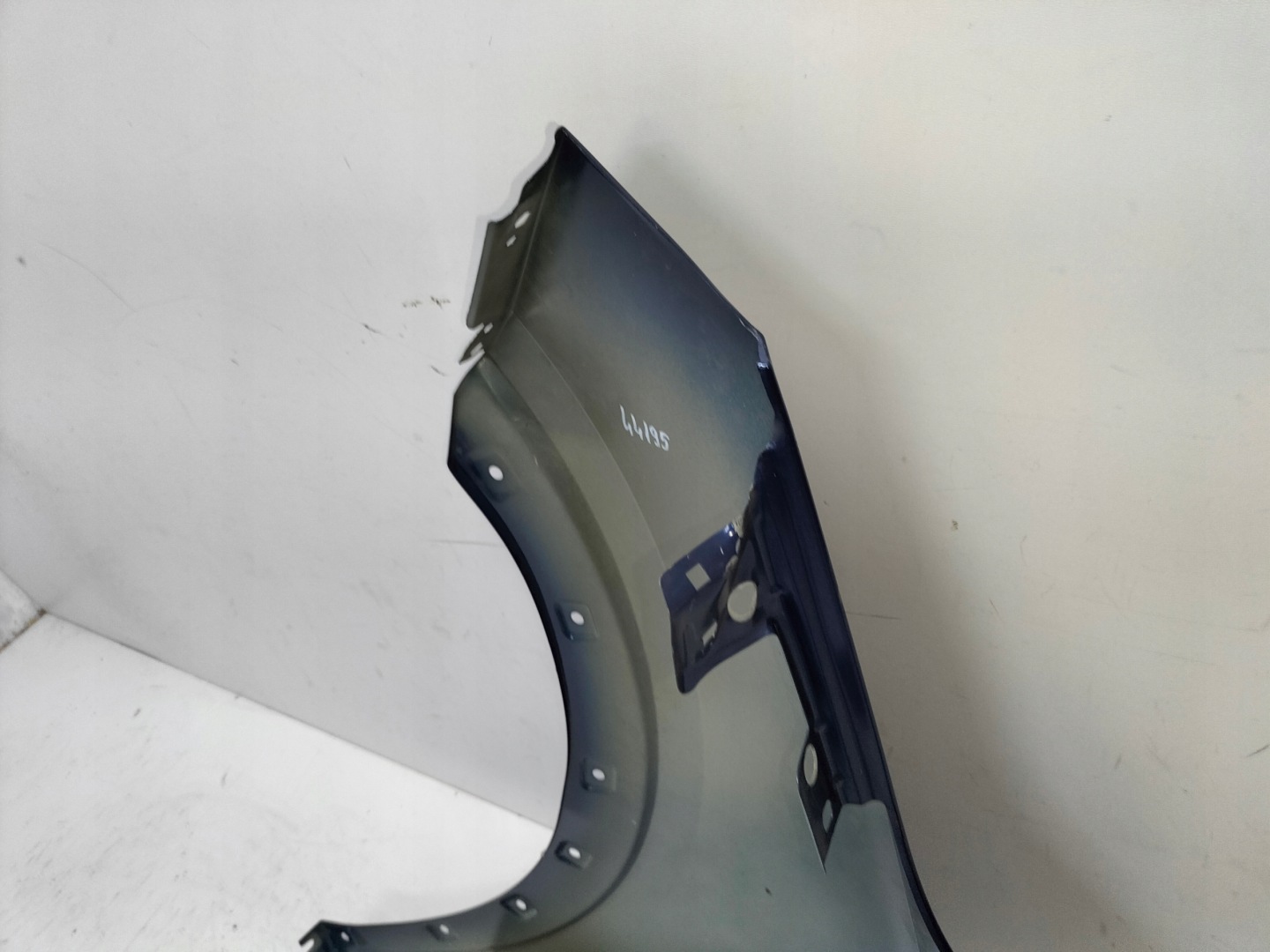 fender front front right OPEL CROSSLAND X 16