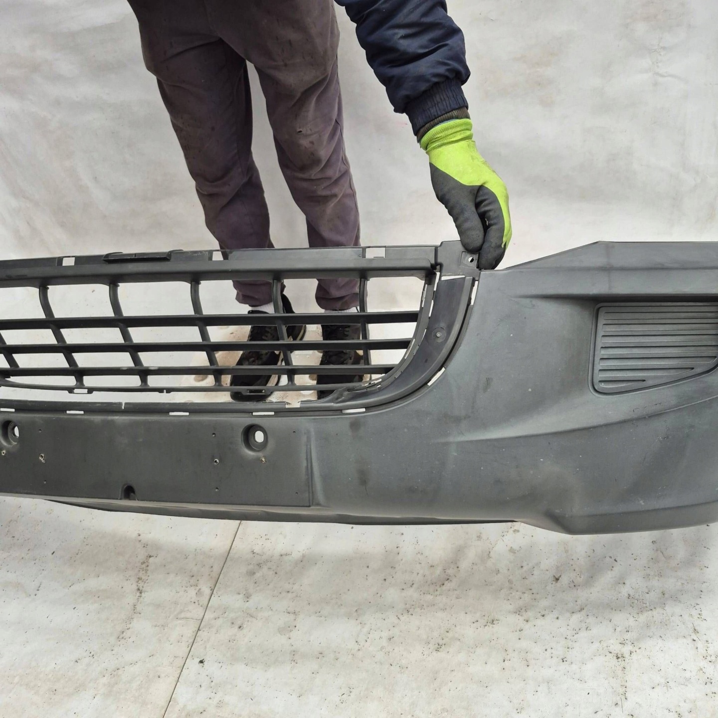 VW CRAFTER and 2E0 06- bumper front front 2E0807103A