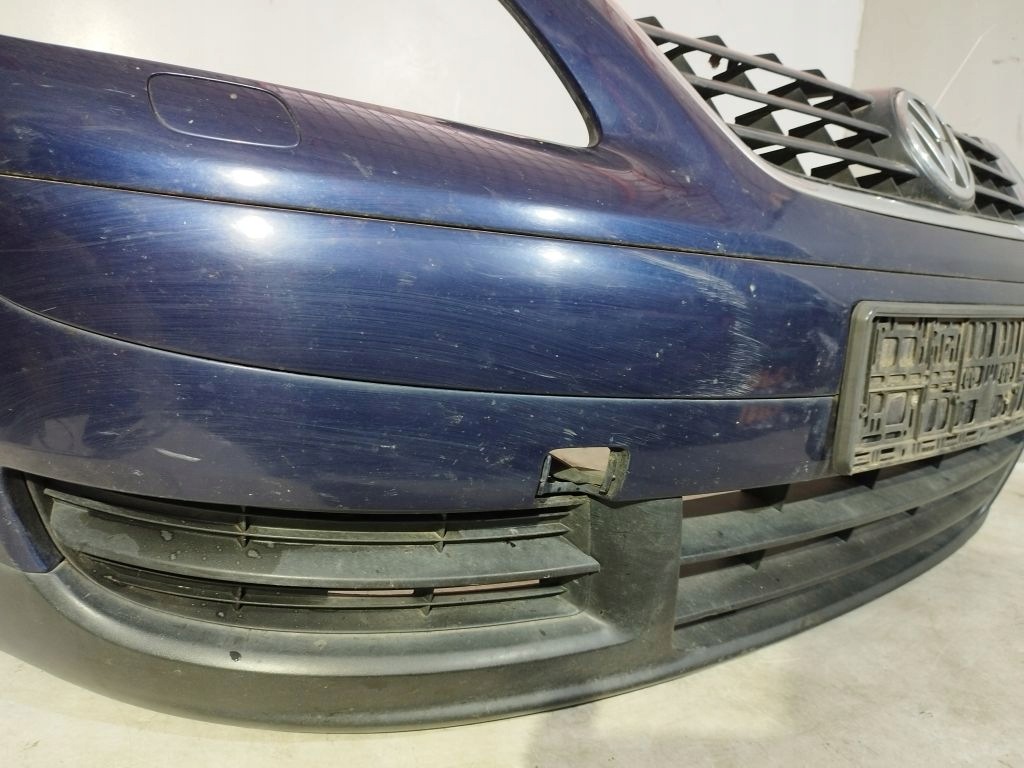 VW Touran a nárazník předek přední LB5N