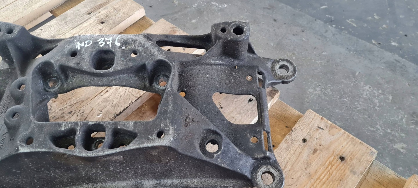A4 B9 8W supporto staffa cambio ingranaggi 2.0 TDI 8W0399262AE A5 8W