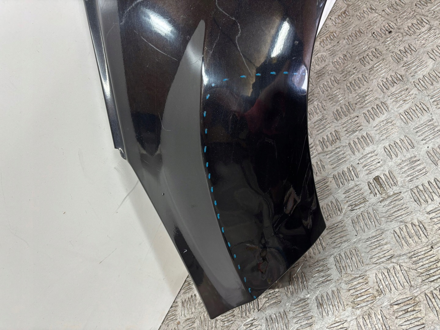 fender front front left FORD FIESTA MK7 09
