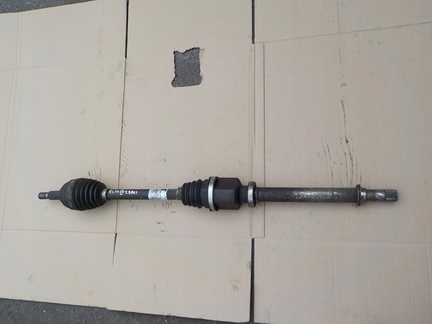 semi-axis right renault clio III 1,5 DCI 8200499586