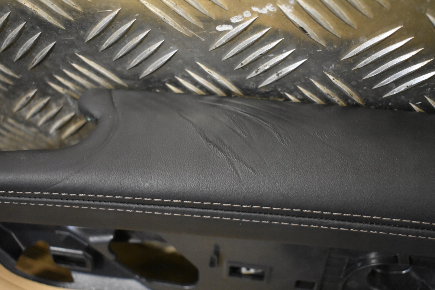 upholstery side door front right leather BMW G11 1
