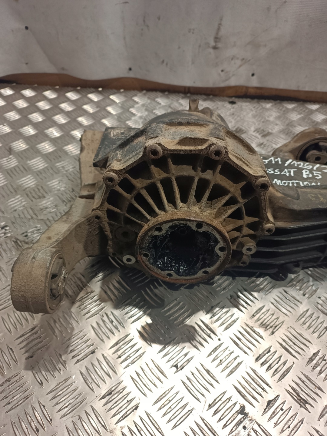 differential diff rear part VW PASSAT B5 4MOTTION 1999r 1.9TDi