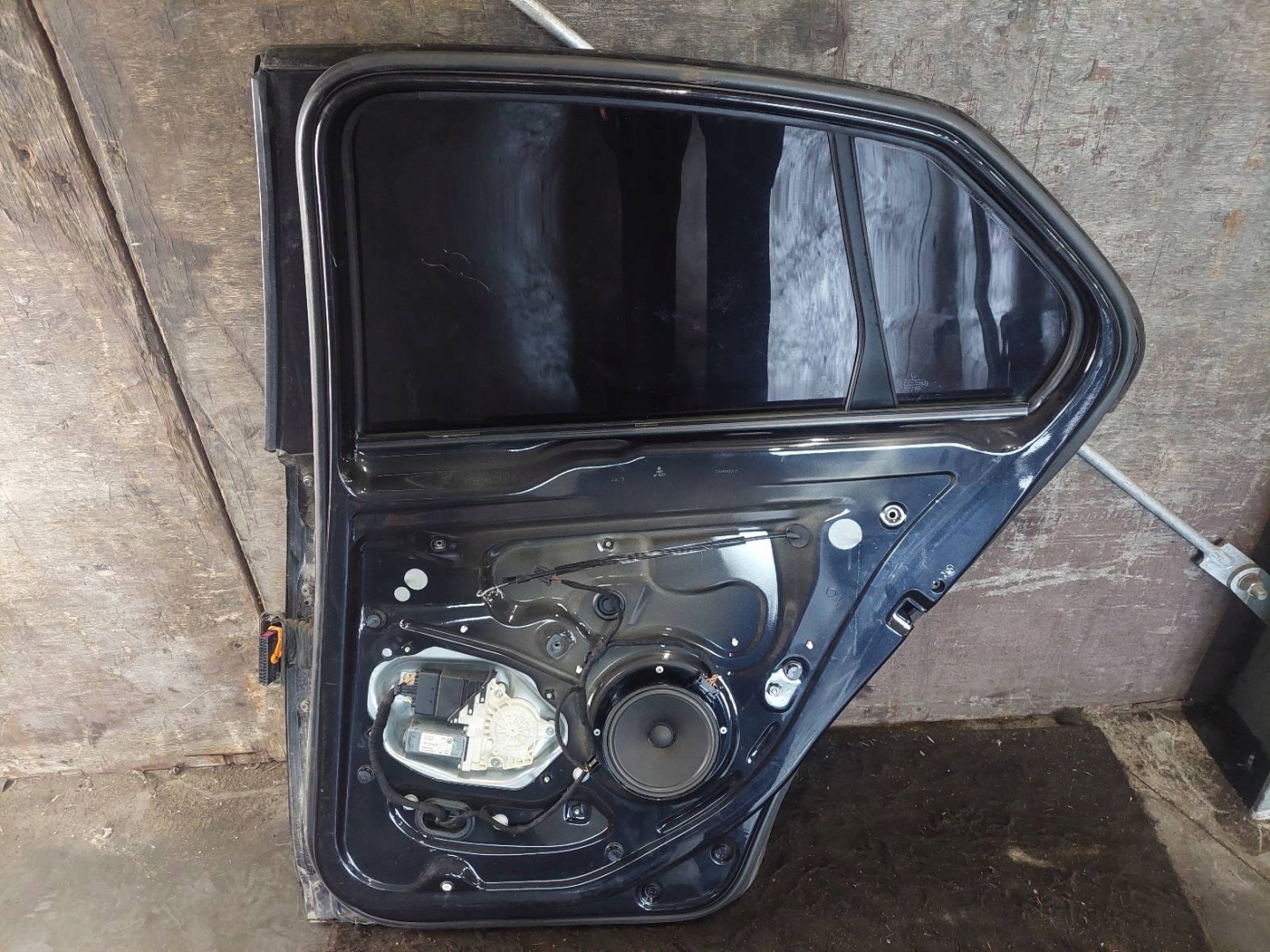 door complete right rear part VOLKSWAGEN JETTA V 5 LC9X