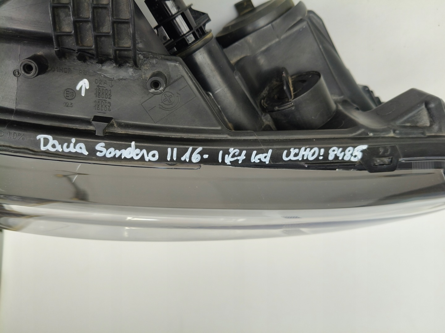 light right REFLEKTOR DACIA SANDERO II LOGAN 16- LIFT LED