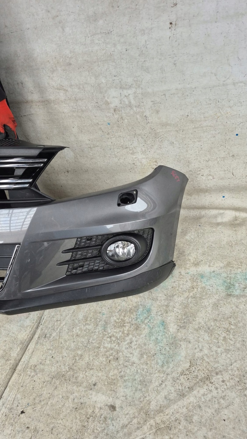 VW TIGUAN and 1 LIFT 11-16 bumper front front washer