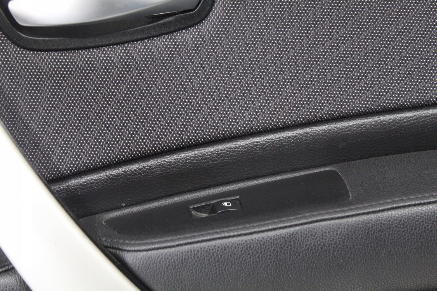 upholstery side door right front BMW 1 E87 LIFT