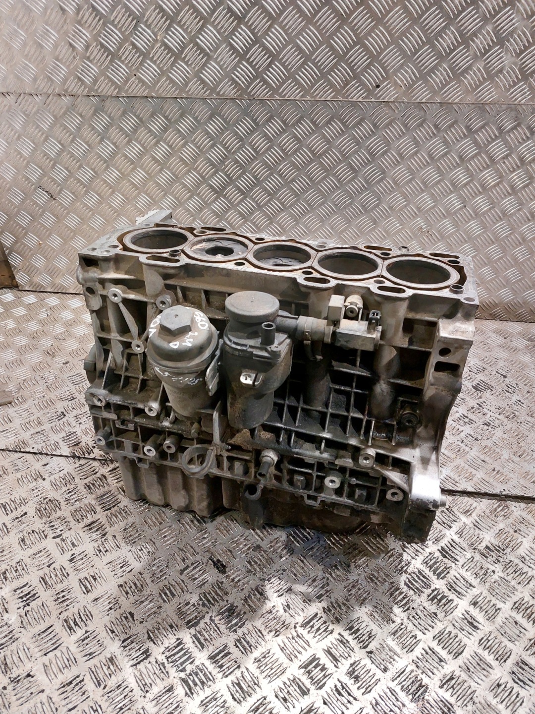 BLOK DOL Motore VOLVO S60 2.4D D5244T 120KW