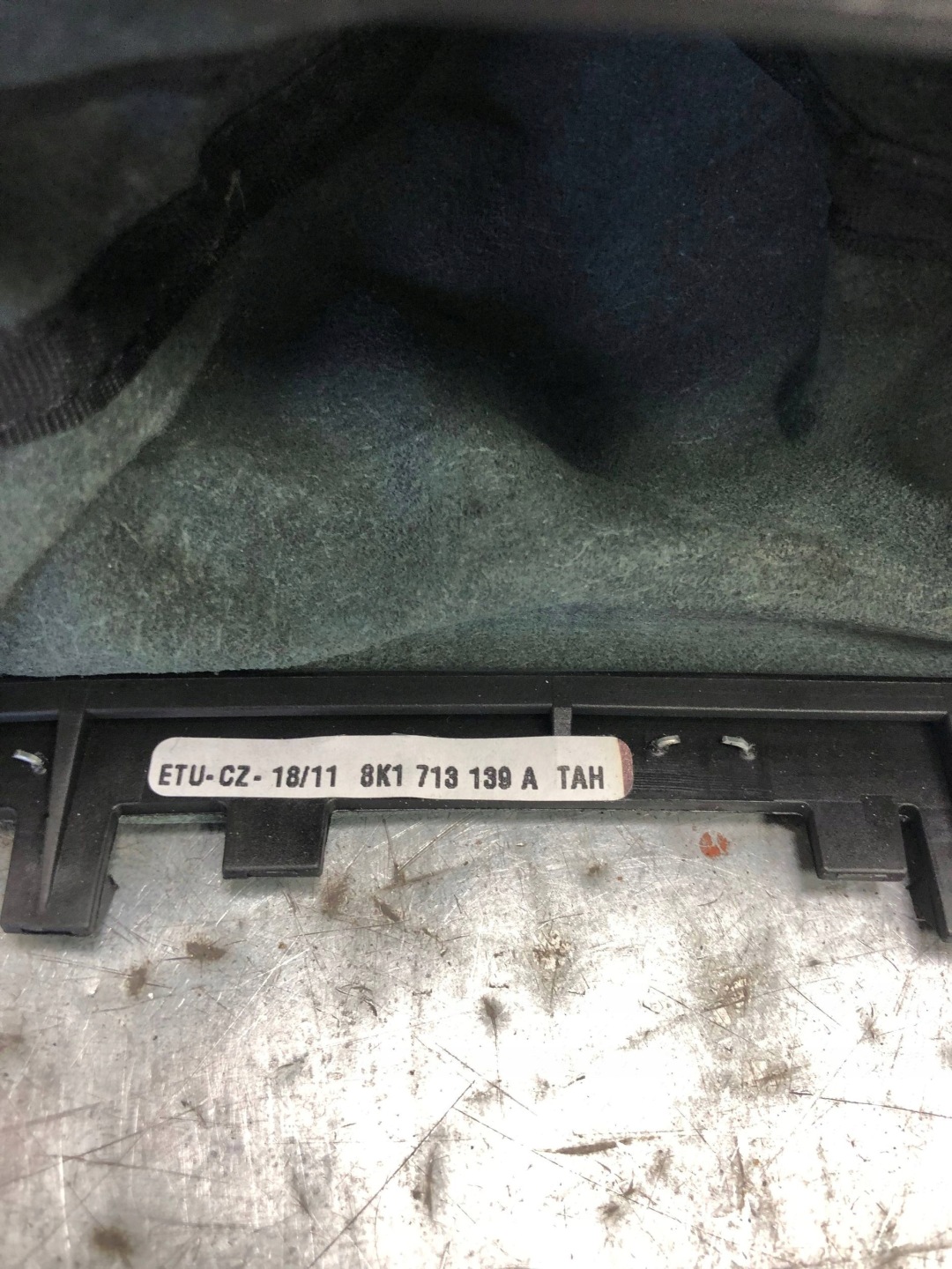 Leva cambio AUTOMAT AUDI A4 B8 8K1713139A