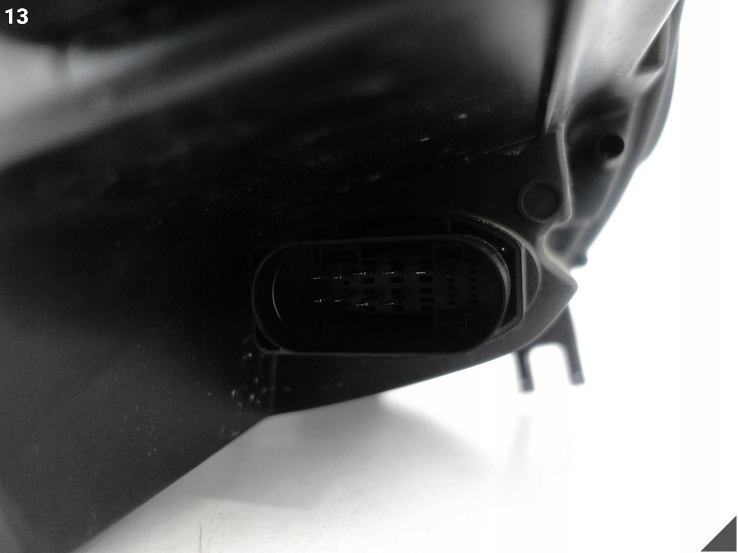 AUDI A4 S4 8W0 B9 15-19 light HEADLIGHT XENON + LED right front EUROPA