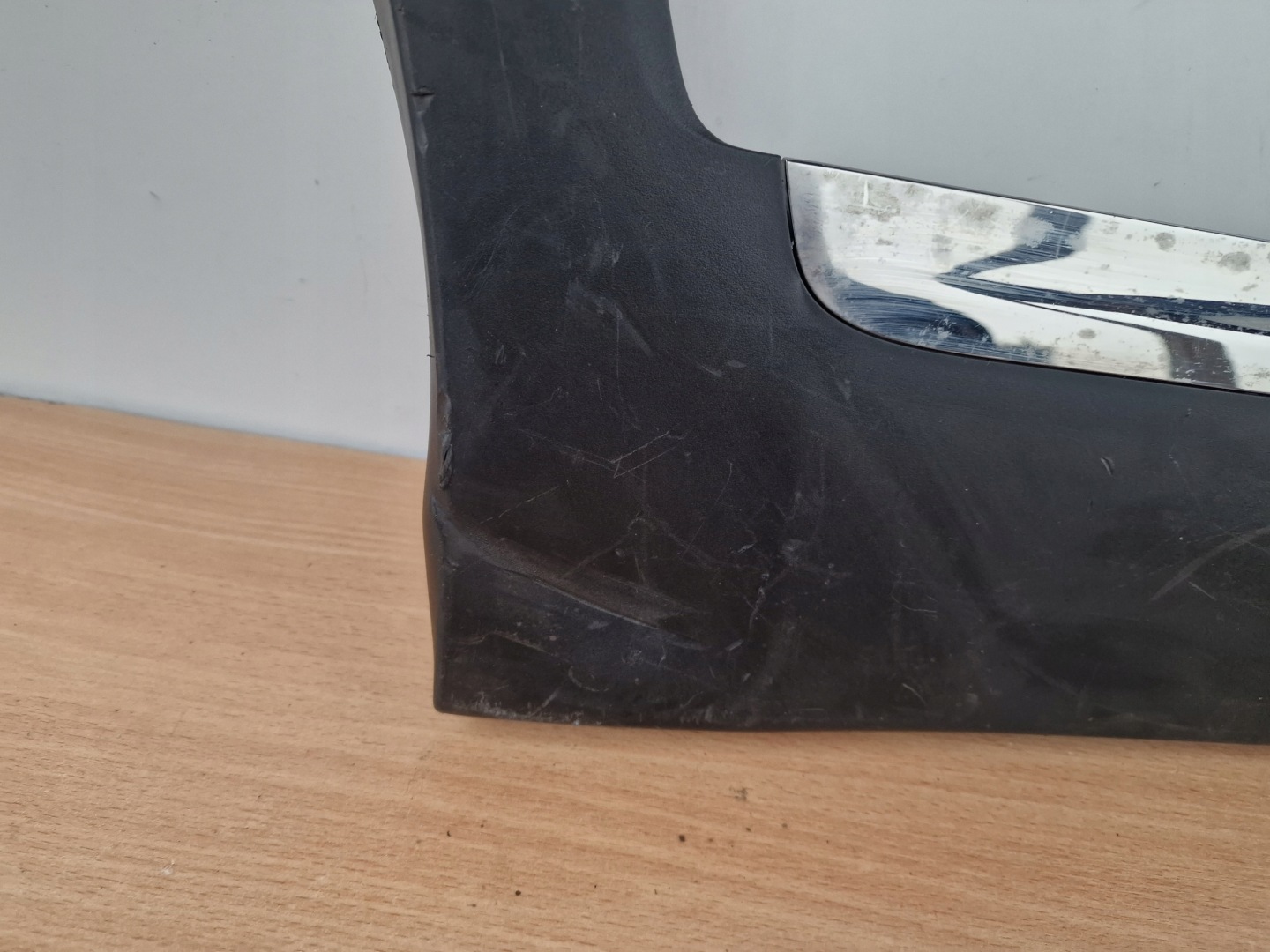 KIA SORENTO 3 III moulding door right rear part cap