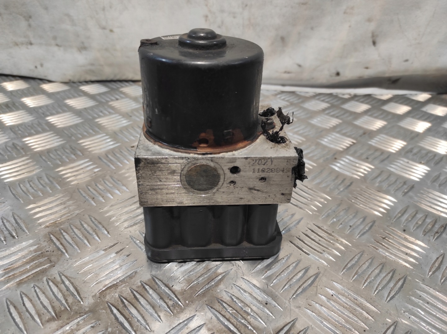 Pompa ABS VW VOLKSWAGEN GOLF IV 4 1.9 D 1C0907379J