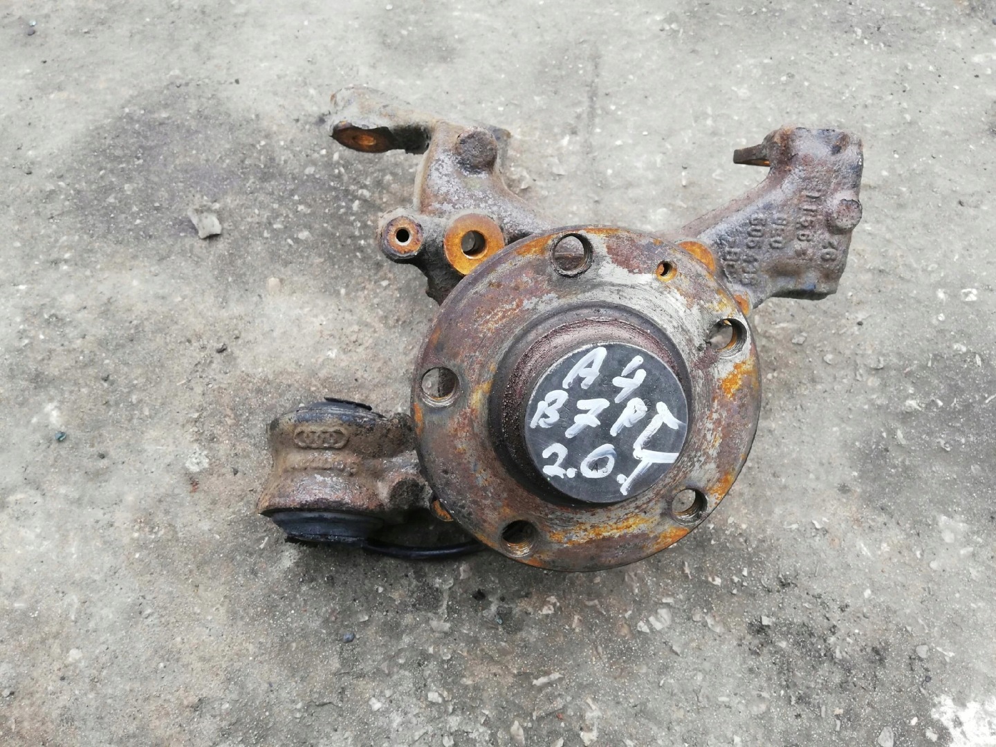 swing right left rear part AUDI A4 B7 2.0 TFSI BUL