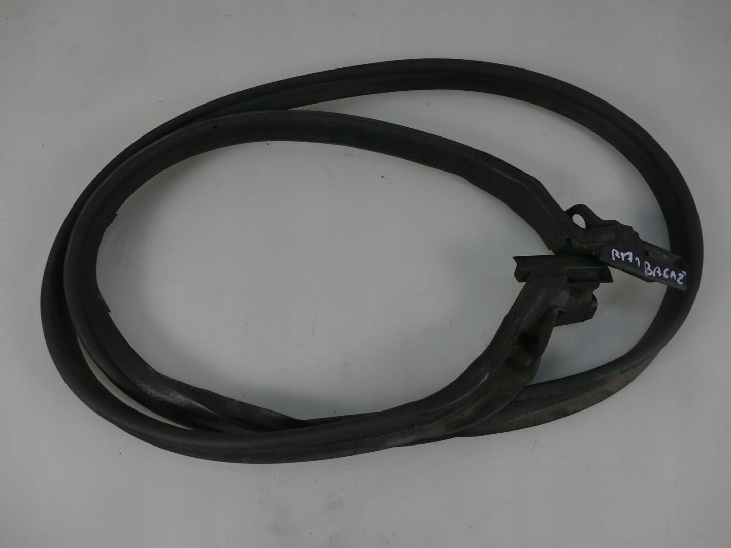 MERCEDES SLK R171 gasket bonnet boot rear part