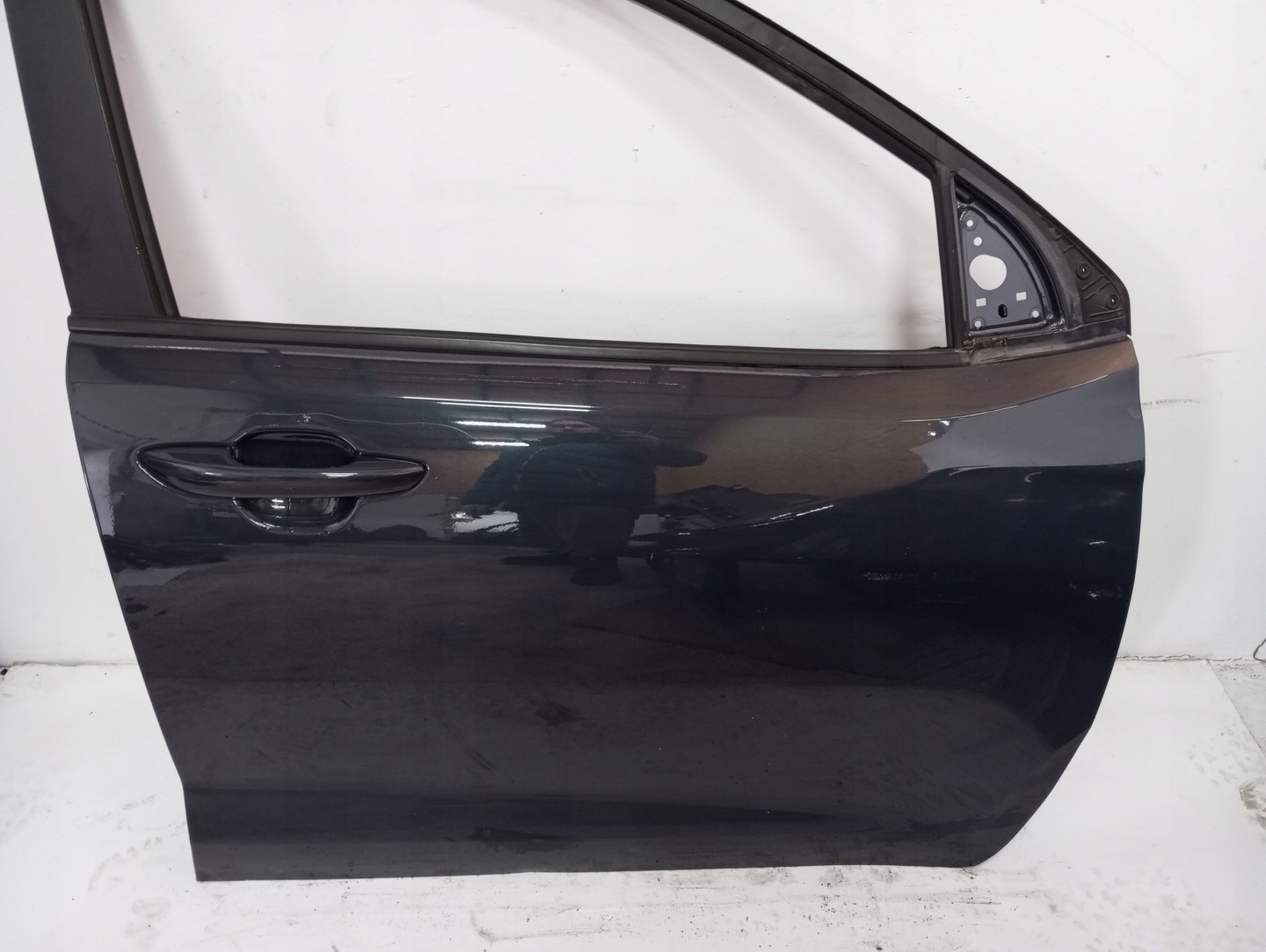 door right front HYUNDAI I10 22r