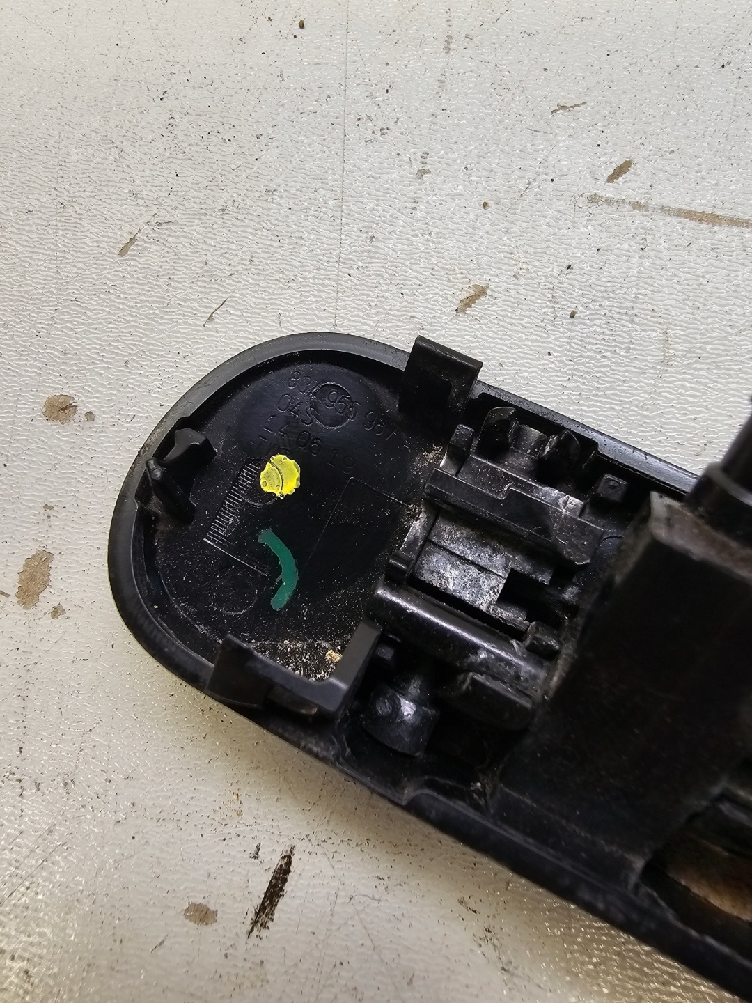 DYSZA der Spritzdüse Spritzdüse links AUDI Q3 83A955987A