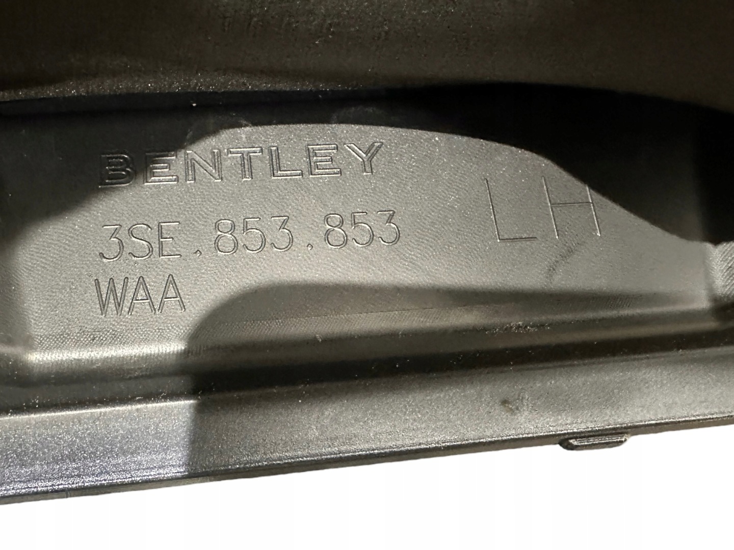 BENTLEY FLYING SPUR threshold cap moulding threshold LH 3SE853853