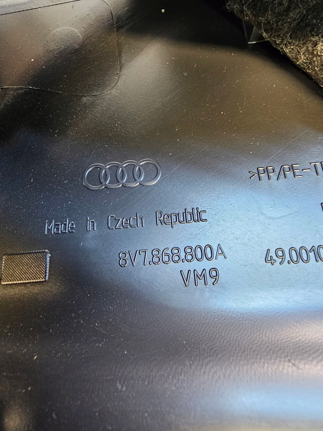 BLENDE ABDECKUNG HINTEN SCIANY AUDI A3 8V CABRIO 8V7868799A