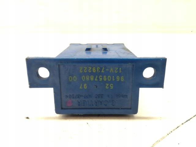 Relè luci 9610957880 Peugeot 406 e