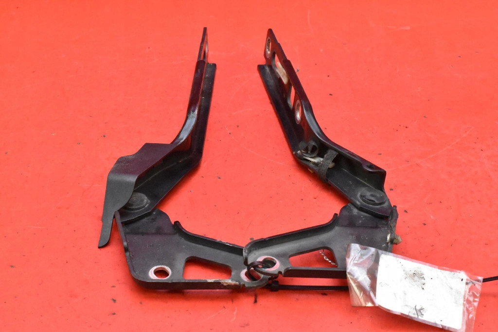 hinge bonnet hinges 4L0823301 4L0823302 AUDI Q7 4L 05-09