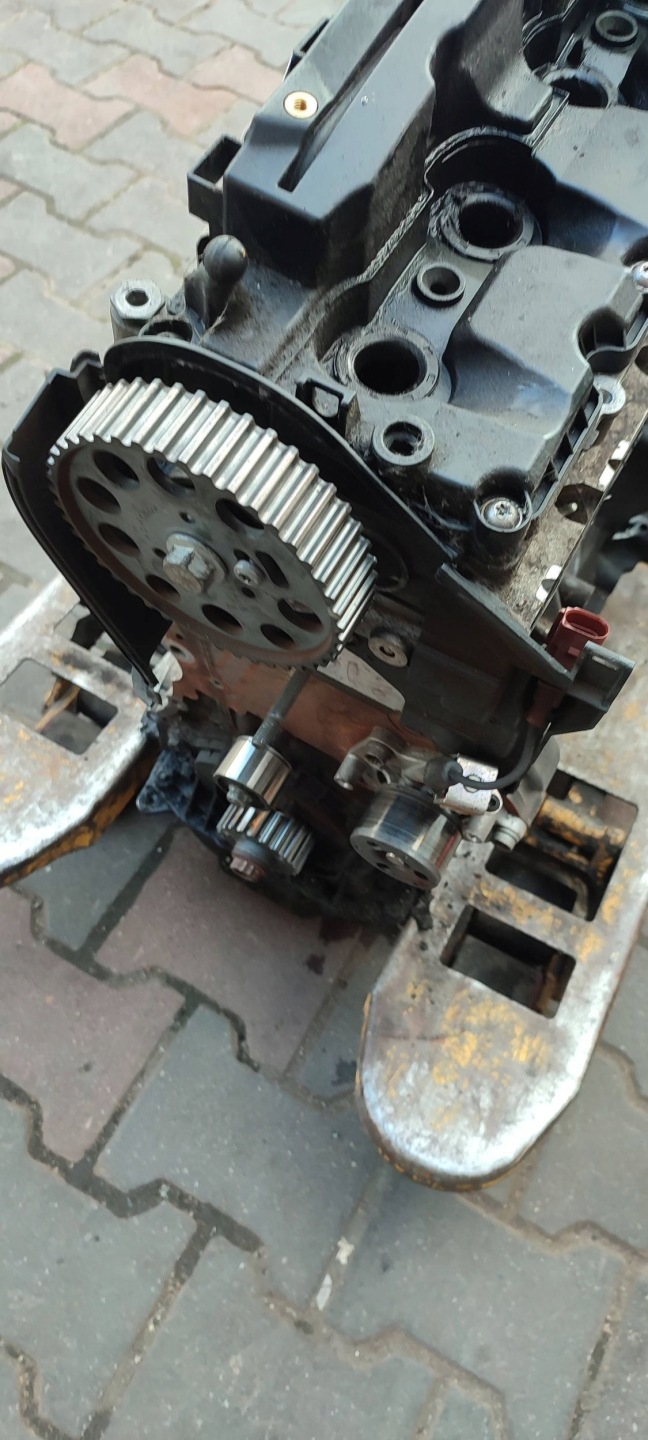 engine Volkswagen Caddy 04L103292H