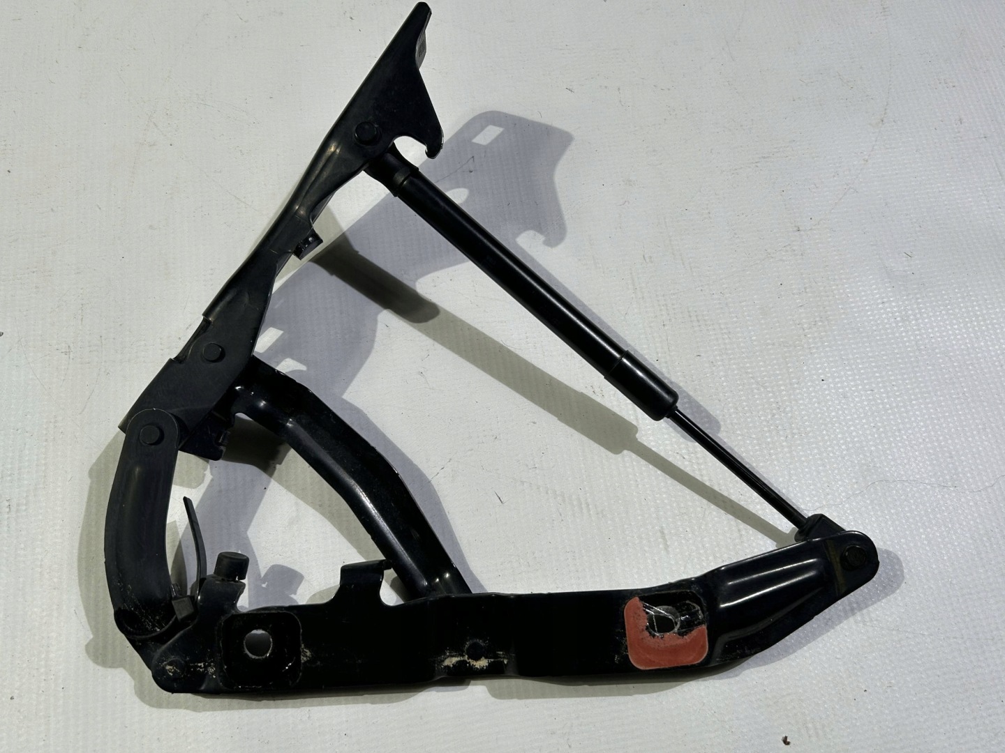 hinge damper bonnet boot left Chevrolet Corvette cabrio C7 2014r