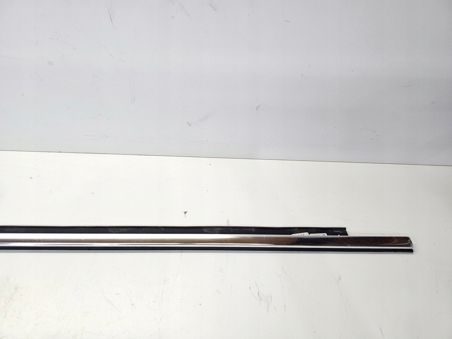 lišta CHROM dveře AUDI A4 B8 PP 8K0853284H