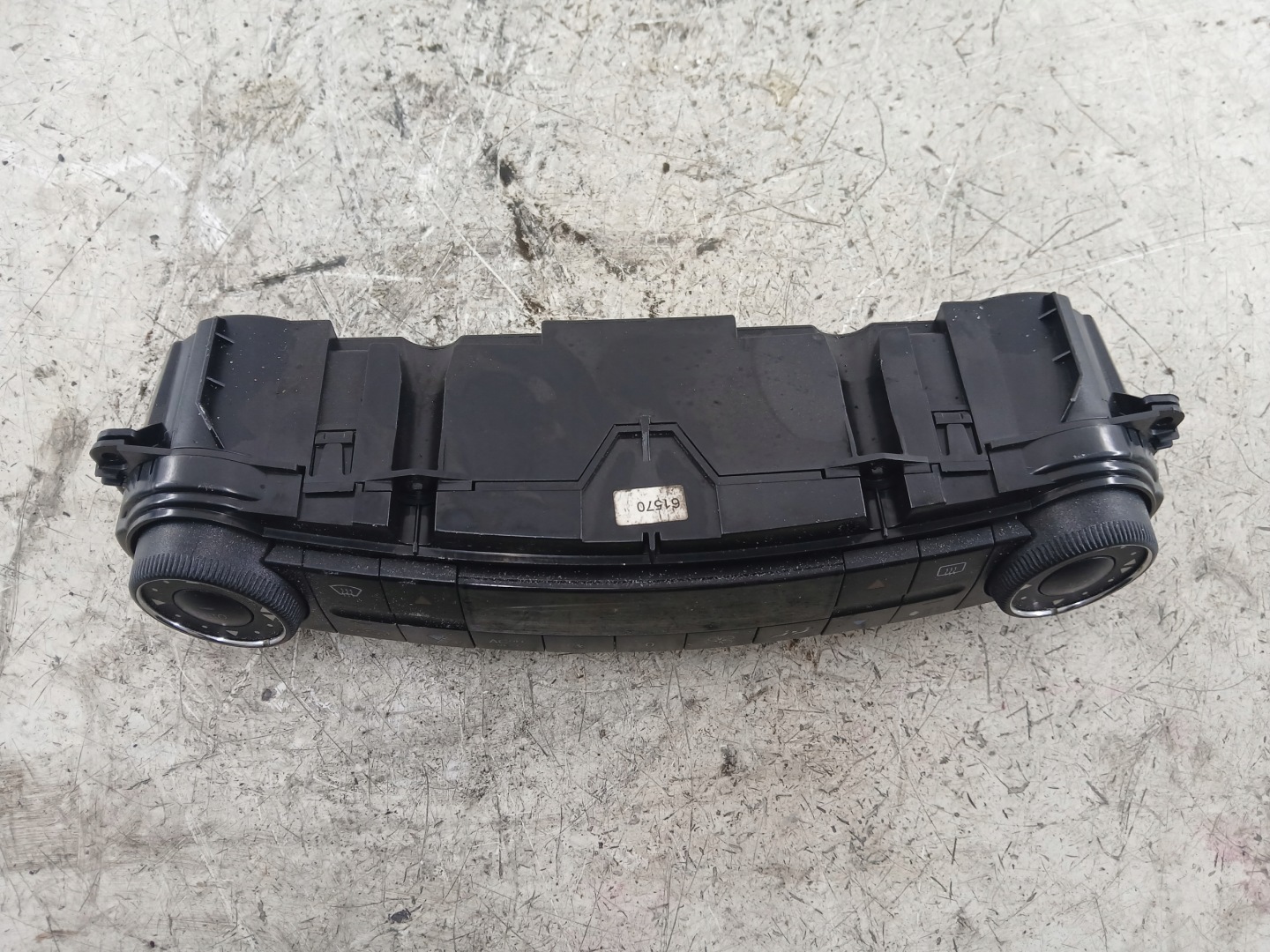 MERCEDES W211 Unite commande clima OGRZEWANIA 2118300685
